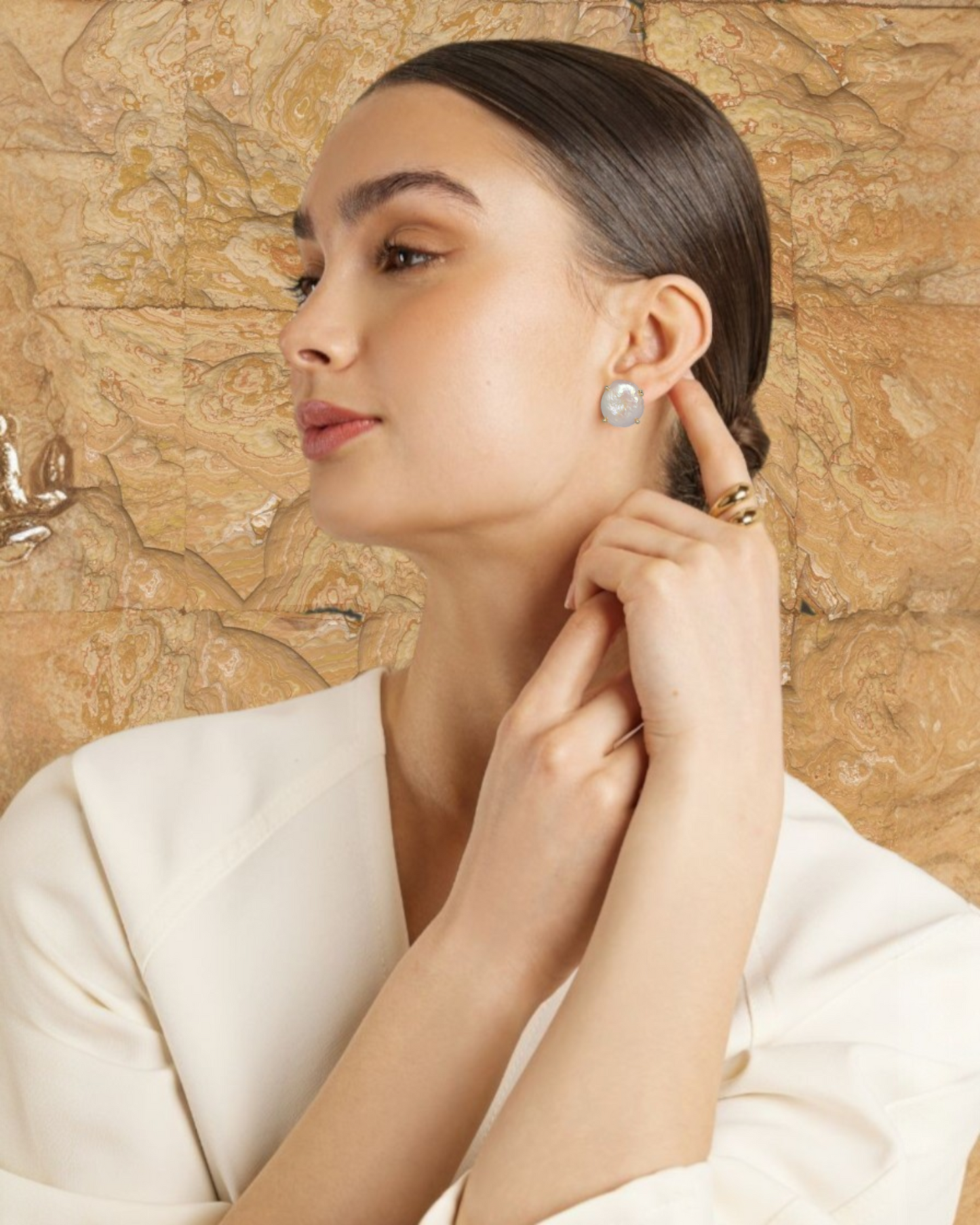 Aretes Perla Mallorca | En Chapa de Oro | Barroca Tipo Boton 12mm