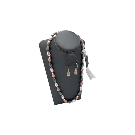 Juego Collar Aretes y Pulsera | Perlas Mallorca Bijoux Piñón | Bicolor Verde y Salmón 8MM