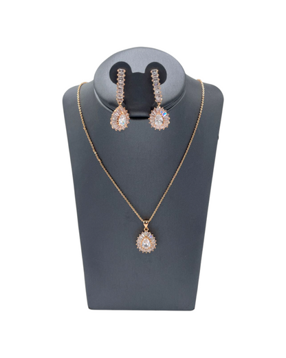 Set Elegante de Zirconia | Collar y Aretes Tipo Gota| Blanco con Brillo Premium